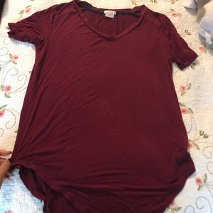 Red/ maroon tee